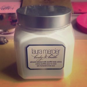 Laura Mercier Almond Coconut Milk Body Creme